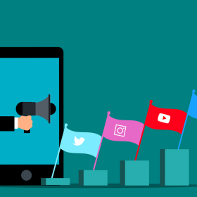 The Best 10 Fashion Social Media Campaigns and How They Worked.